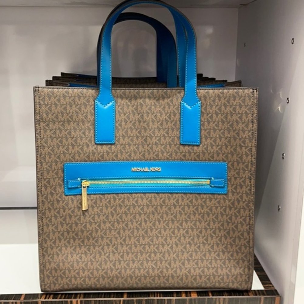 Michael Kors Kenly Large Tote - Picture 2 of 16